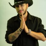 ALEX SALAZAR PRESENTA “DOCTORADO EN FIESTA” EL NUEVO HIMNO DE LA MUSICA POPULAR COLOMBIANA